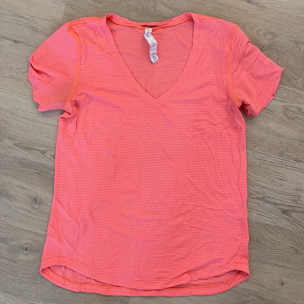 Lululemon Shirt — Size 6